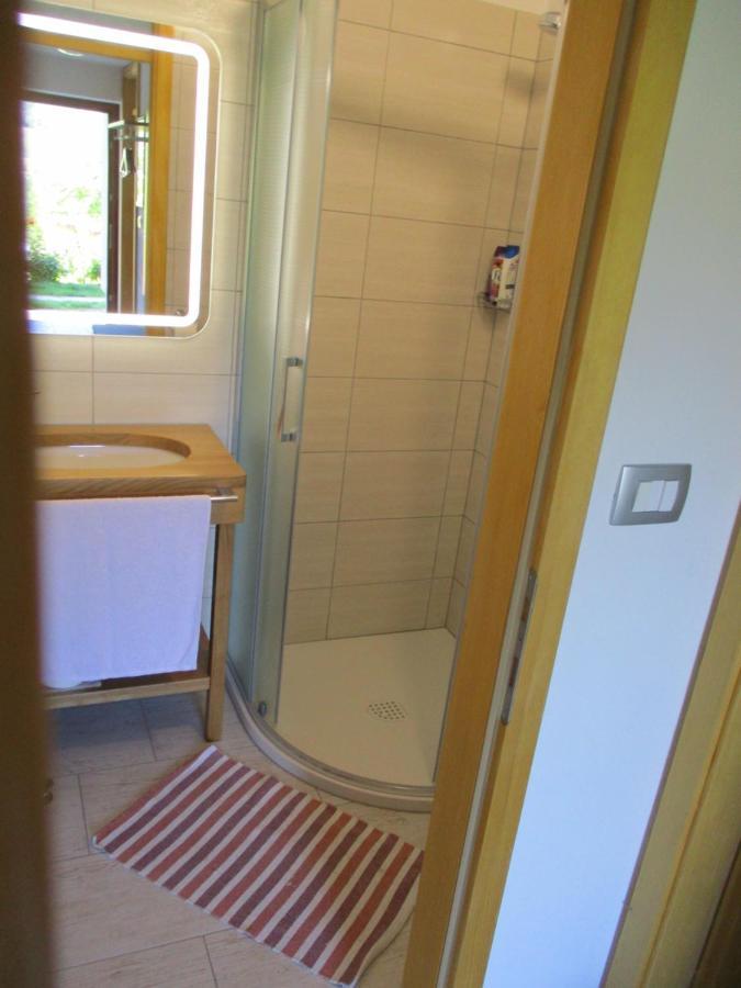 Appartement Apartma Elizabeth à Srpenica Extérieur photo