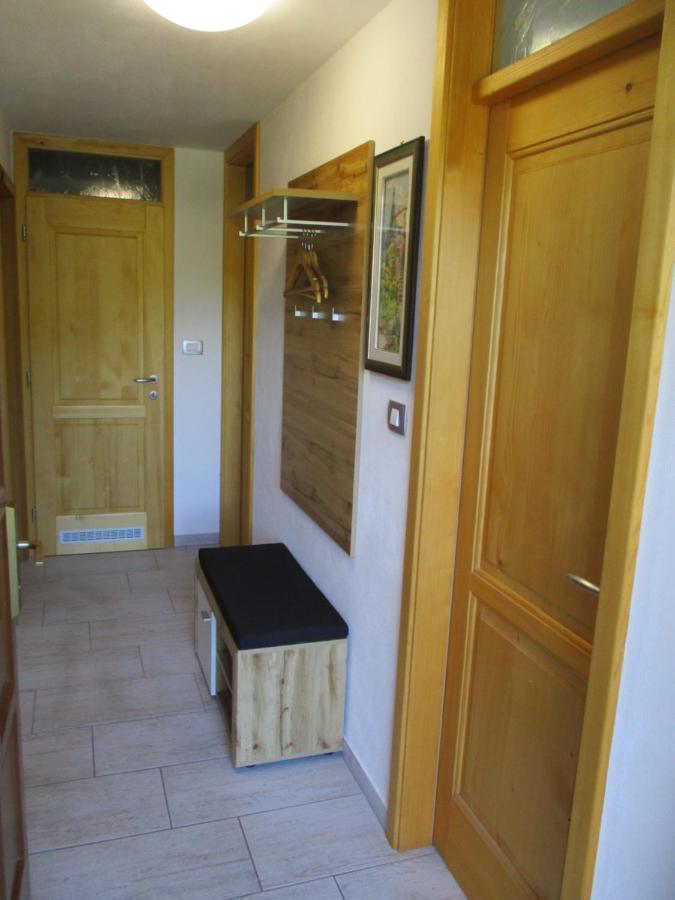 Appartement Apartma Elizabeth à Srpenica Extérieur photo